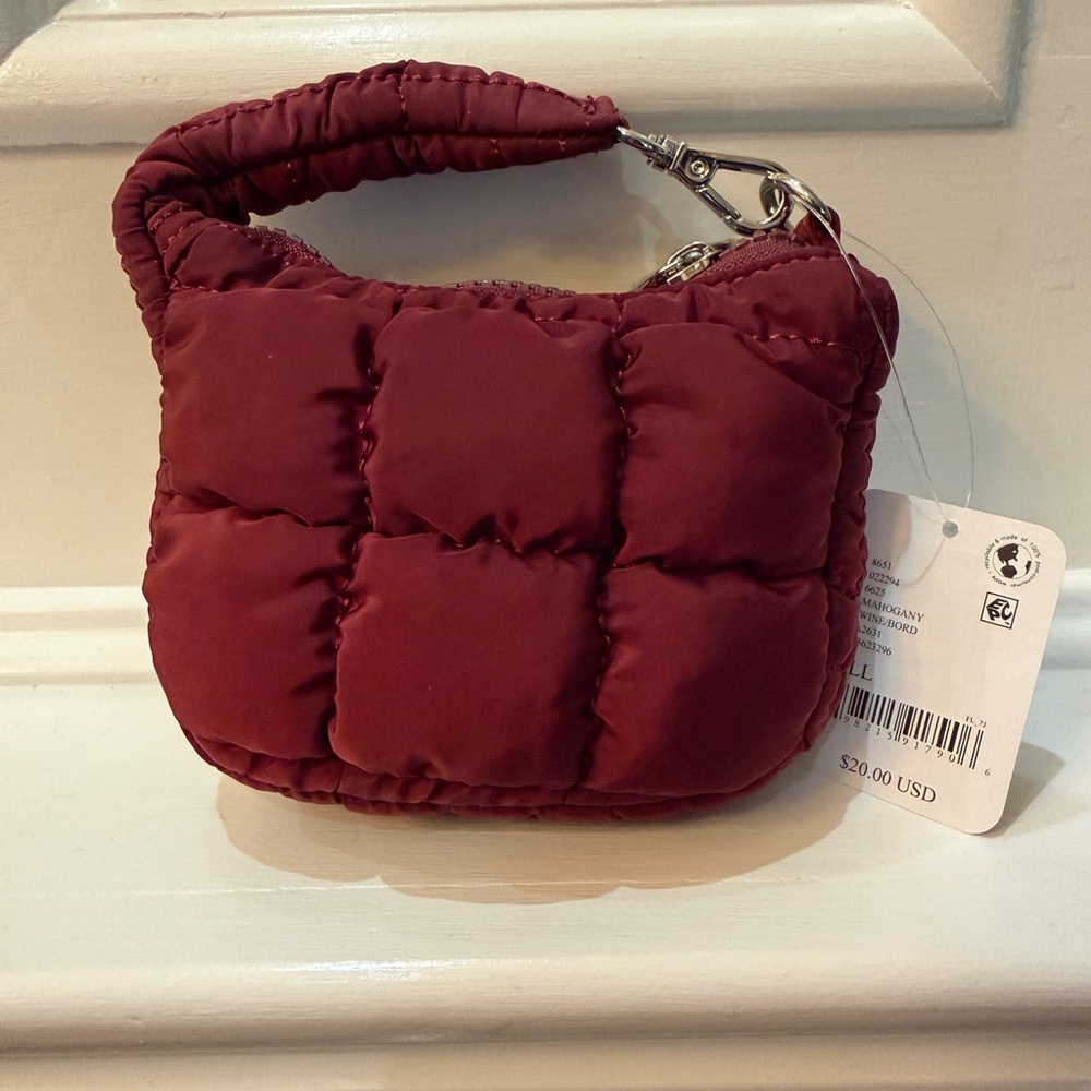 BUNDLE! FP Movement Quilted Baby Carryall Sling Bag & Micro Bag - Picture 5 of 10